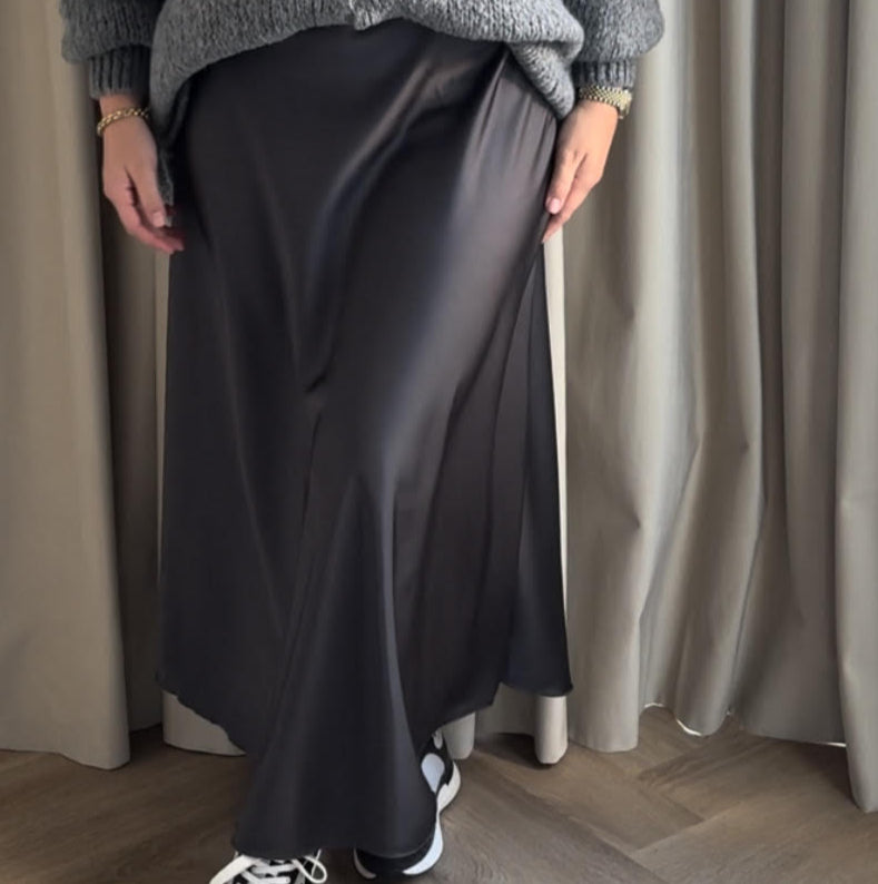 Silk Skirt Grey