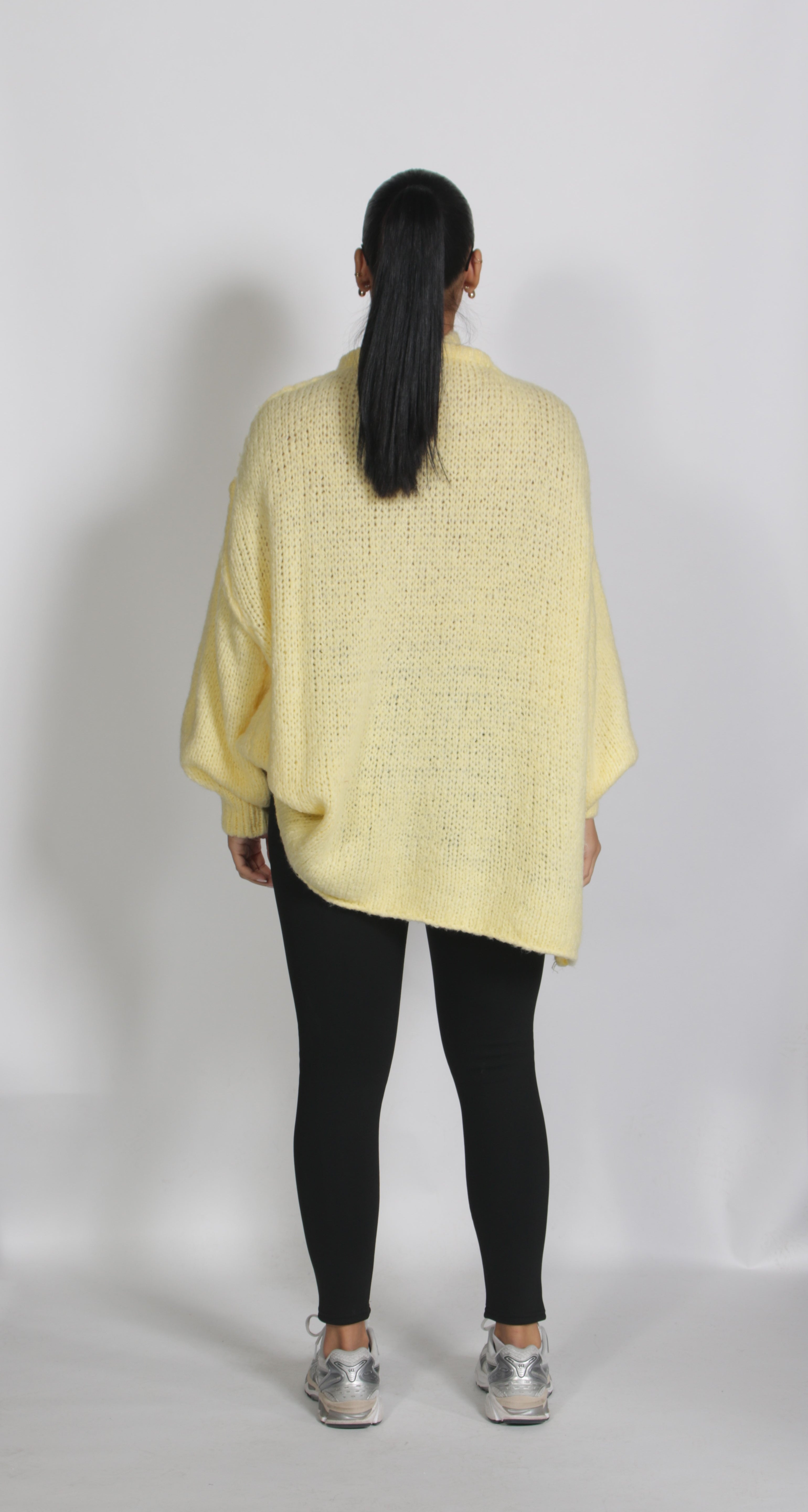 Oversized knitted Cardigan Yellow