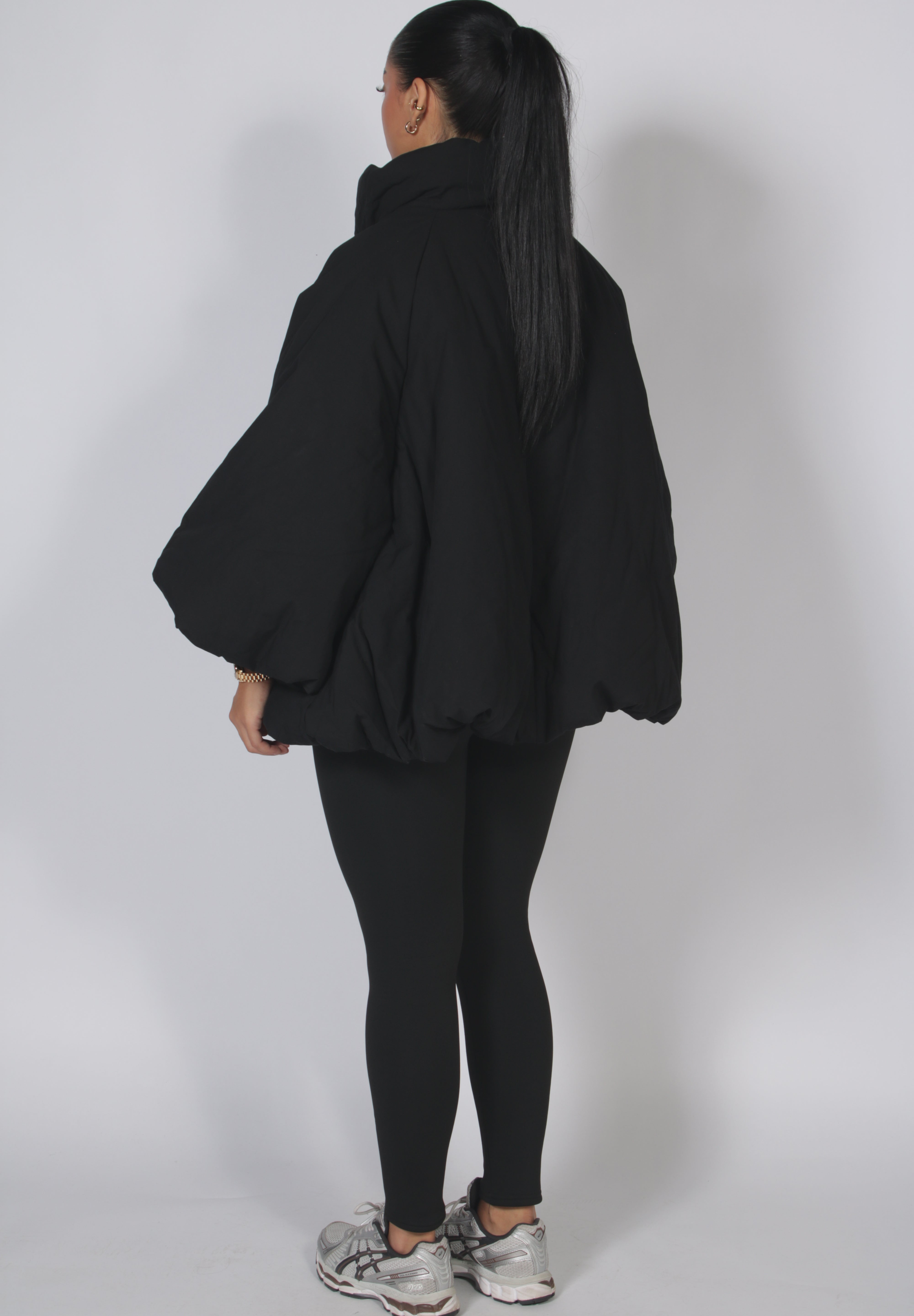 Amaya puffer Black
