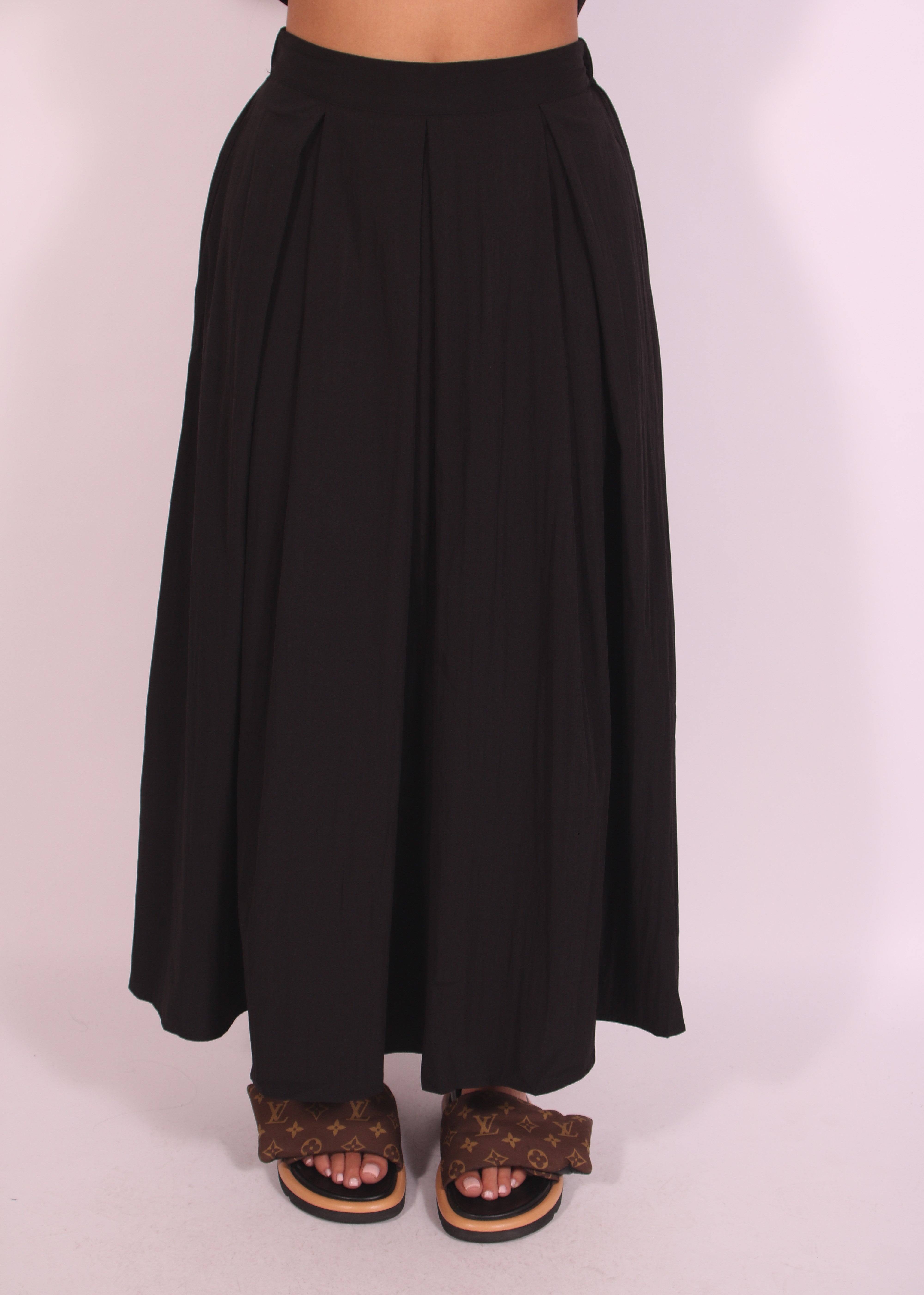 Flutter Skirt Black